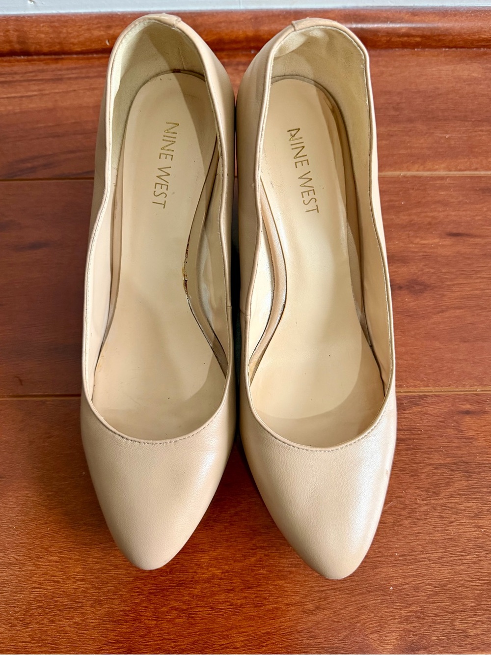 Nine West Jazzin Nude Leather Wedge Pumps Heels 7.5M